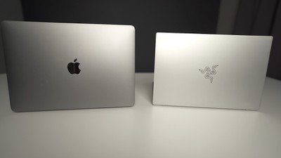 Comparison of Scanner Book MacBook Pro