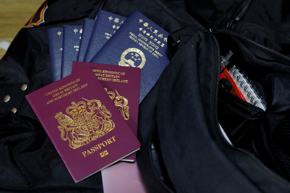 British passports issued to Hong Kong residents are no longer recognized in Beijing

