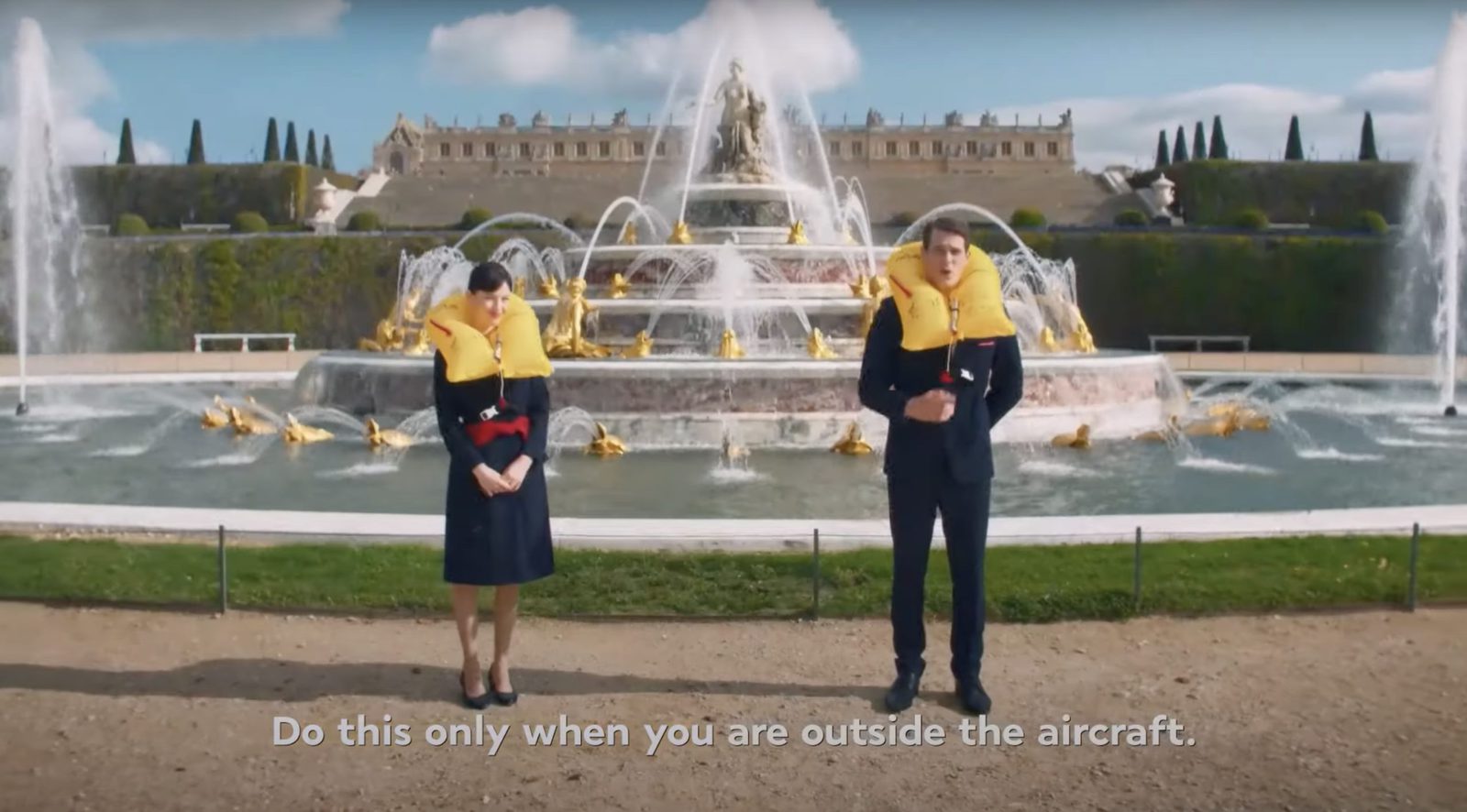 Discover the new Safety Instructions movie for Air France!

