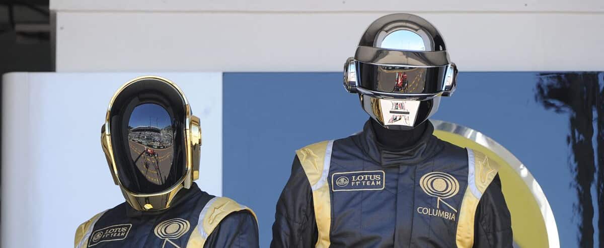 In the following world, former Daft Punk is still ahead in masks

