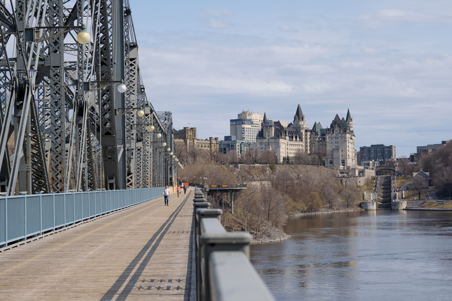 Montreal Public Health requires border controls with Ontario

