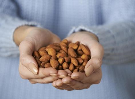 No, almonds do not cause weight gain!

