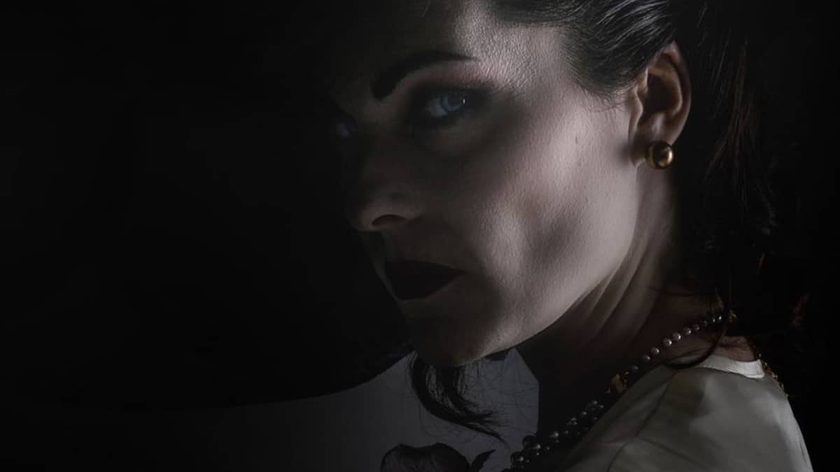 Resident Evil: Fantastic Lady Demetrisko costumes by actresses who explain it

