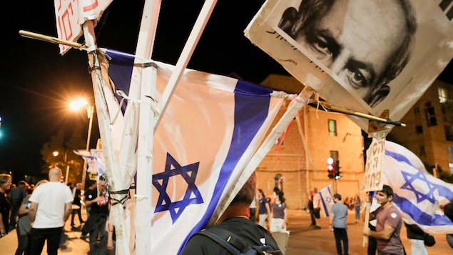 In Jerusalem, anti-Netanyahu celebrates 'victory'

