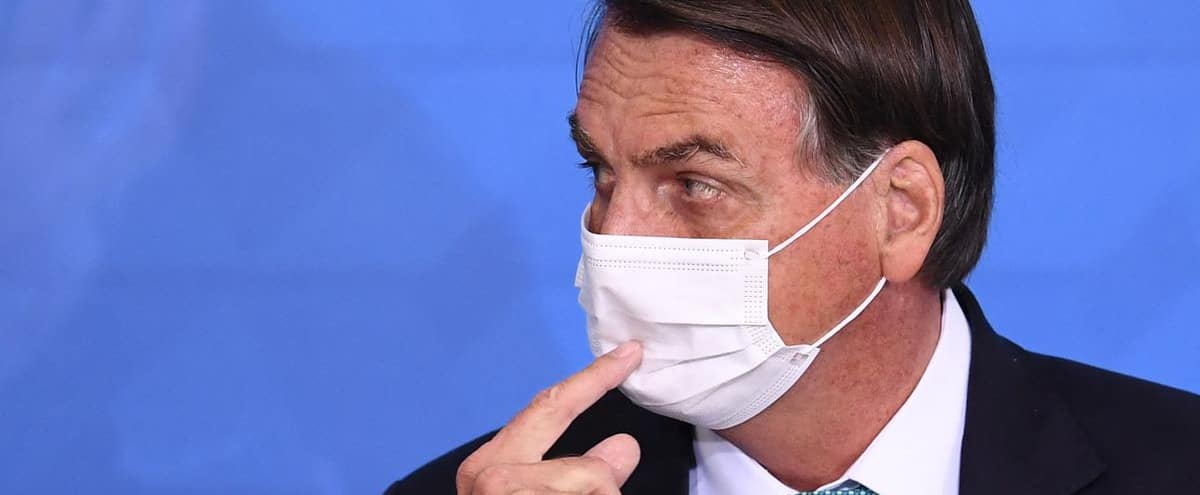 Brazil: Bolsonaro loses his temper in front of 'dirty' press


