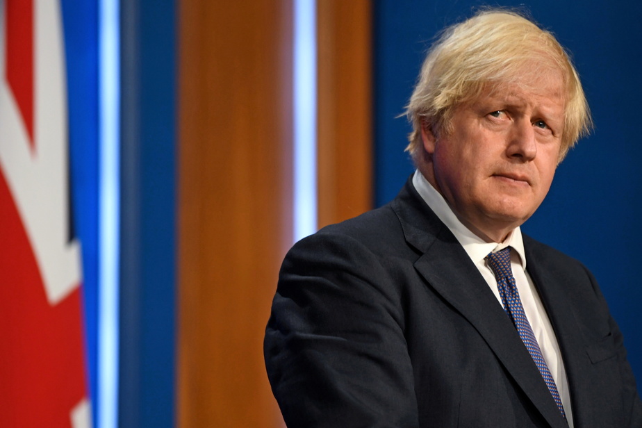 Boris Johnson called for a reversal of the lifting of restrictions

