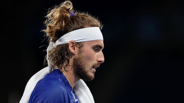 Stefanos defeated Tsitsipas in singles before facing Canada in mixed doubles

