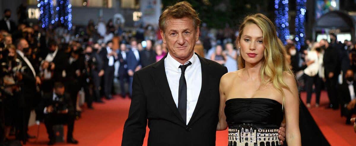 Sean Penn and his daughter at Cannes hailed 'Flag Day', a history of a failed father


