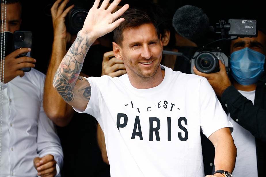   Paris Saint-Germain |  A royal reception in Paris for Lionel Messi


