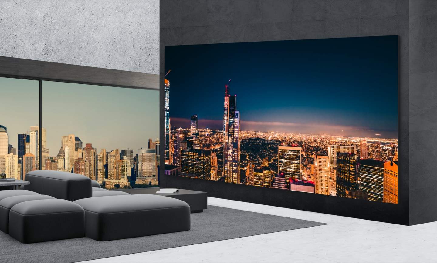 8K, 325-Inch, Will You Give Up on LG's New TV?