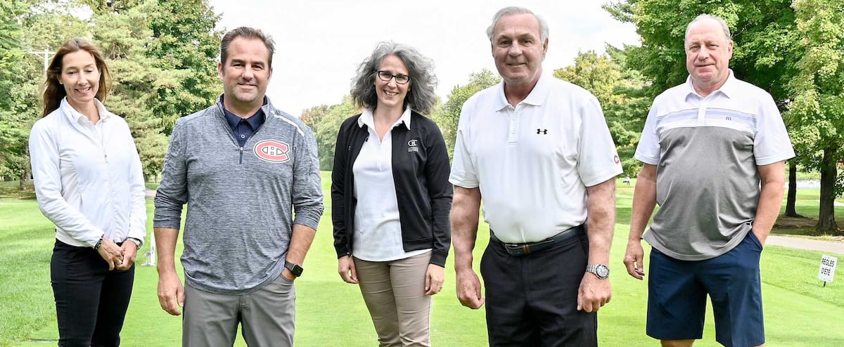 The annual Canadian golf tournament raises more than $400,000

