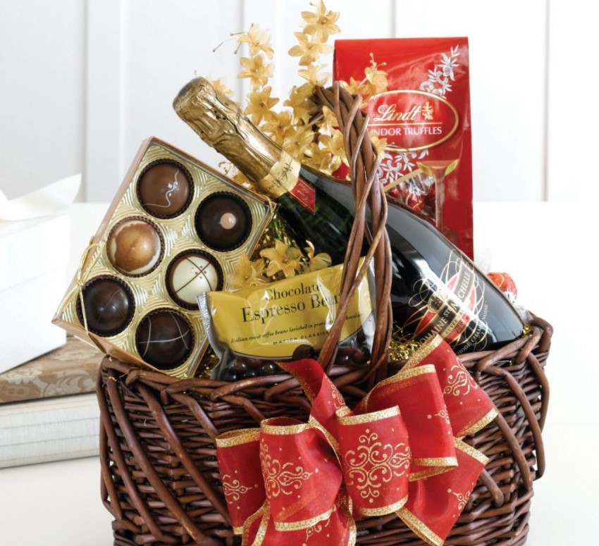 Get the custom gift baskets to give it a personal touch
