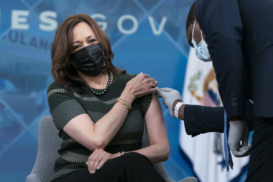   COVID-19 |  Kamala Harris received her third dose of the vaccine

