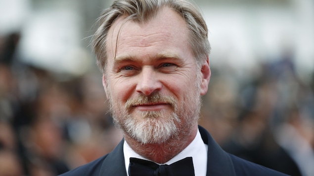 Sand Dunes: Christopher Nolan throws flowers to Denis Villeneuve


