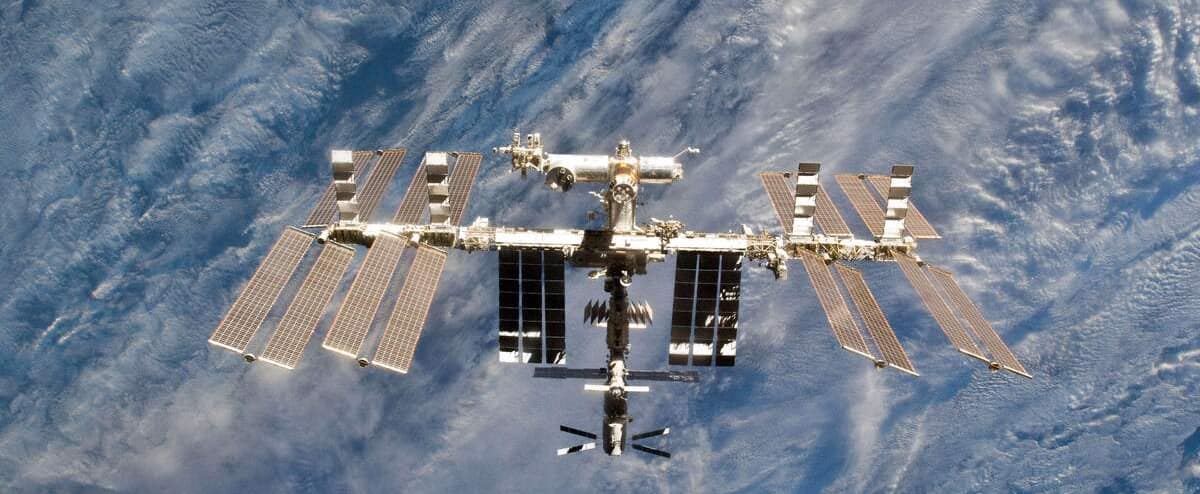 NASA postpones the departure of two astronauts from the International Space Station due to 