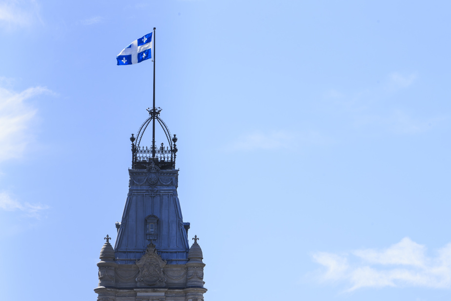 Quebec's budget surplus is 1.4 billion during the first five months

