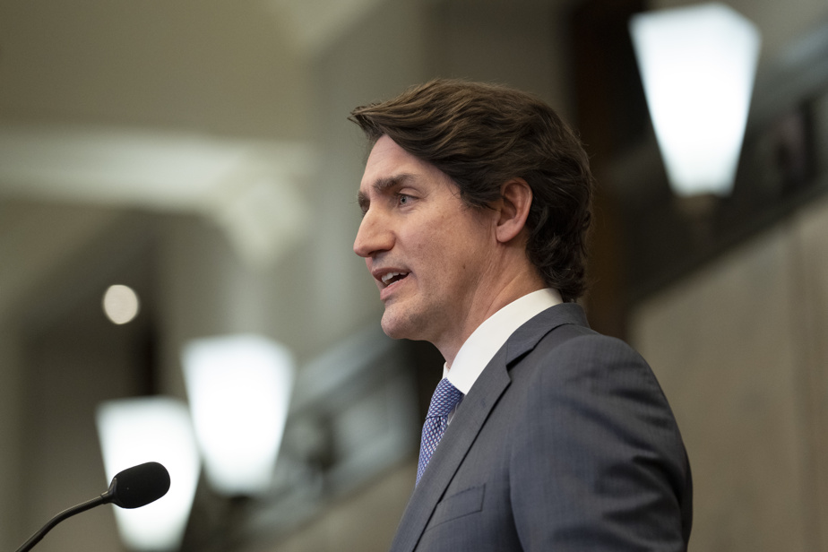  Tensions in Ukraine |  Canada moves its troops and withdraws its embassy staff

