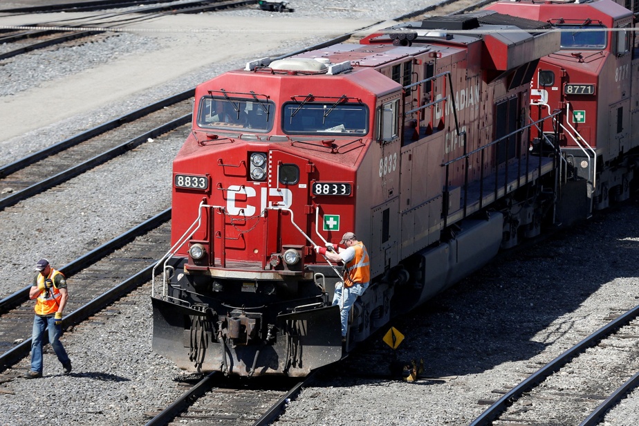 Canadian Pacific can ban its employees from working

