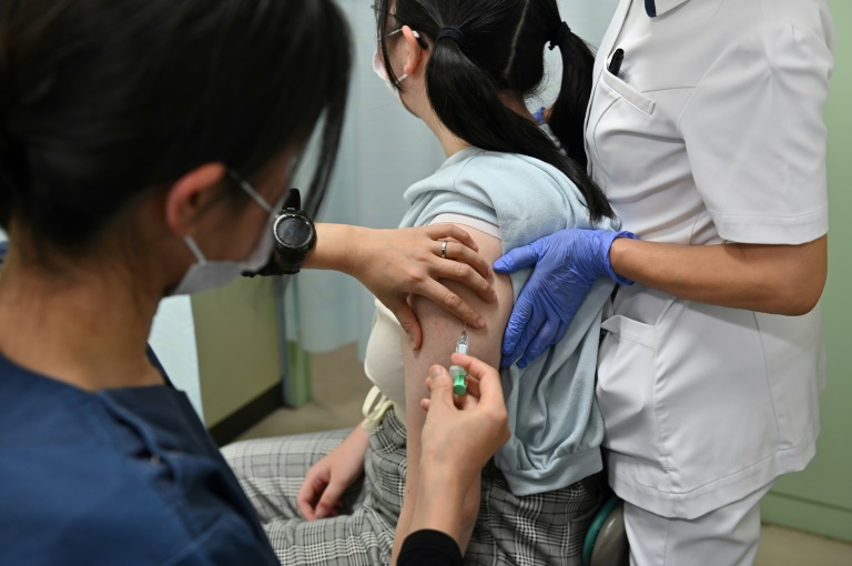 Japan resumes vaccination after 8 years of flotation

