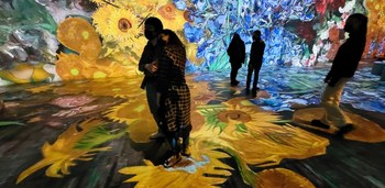 Exhibition 3: Van Gogh, larger than life (CNW Group / Palais des congrès de Montréal)
