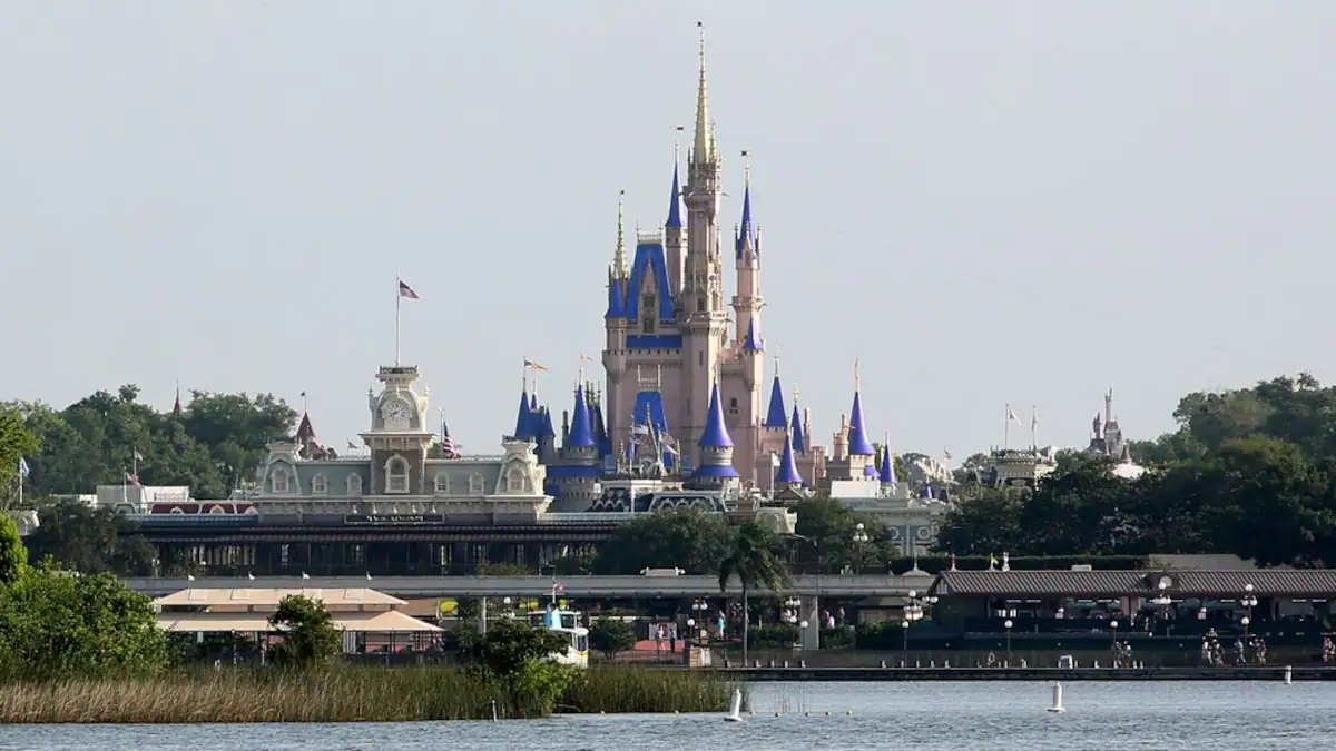 Florida governor enacts law ending Disney's favorite status

