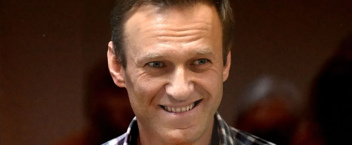 Russian rival Navalny calls for a 