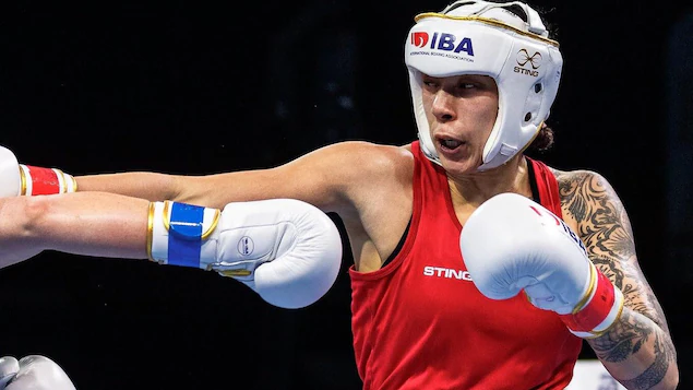 Tamara Thibault in the Women's World Boxing Final


