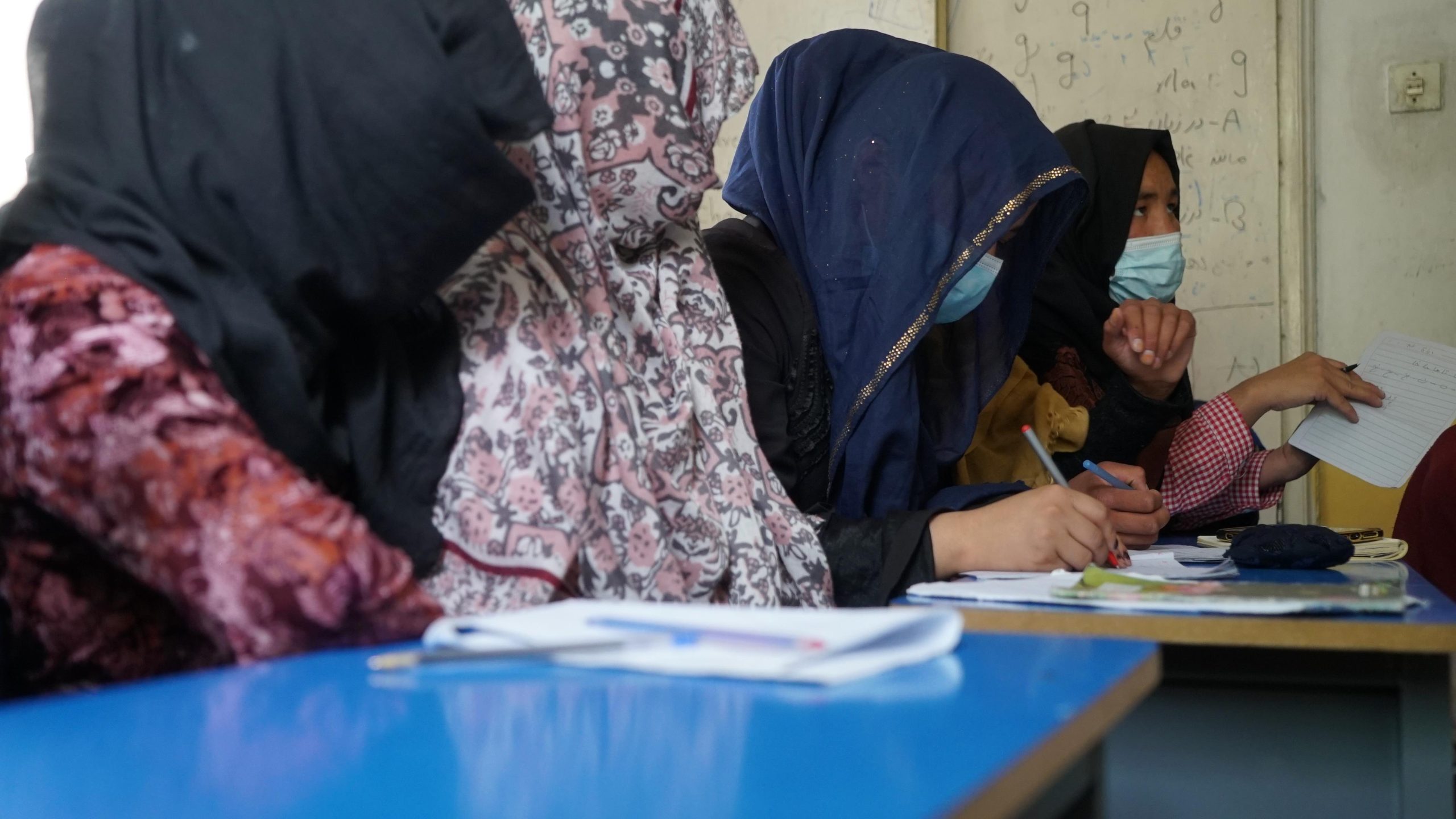 Afghan women between despair and resistance

