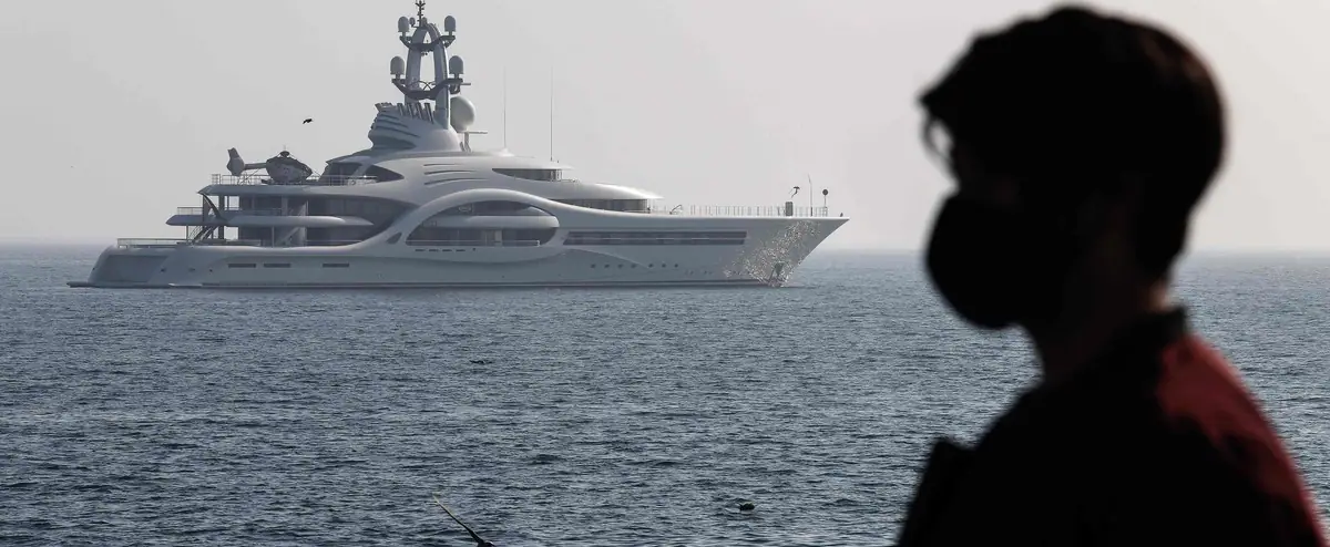 Gibraltar receives 63 offers for a seized yacht from the Russian oligarch

