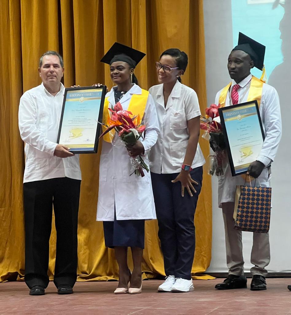  Le Nouvelleste |  Health Sciences: Honoring two Haitian colleagues in Cuba

